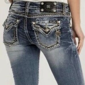 Miss Me JV5014P124 Women's Cuffed Capris